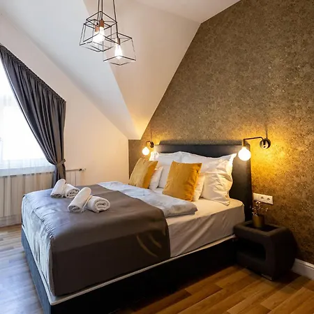 Clariss Pool & Center Отель